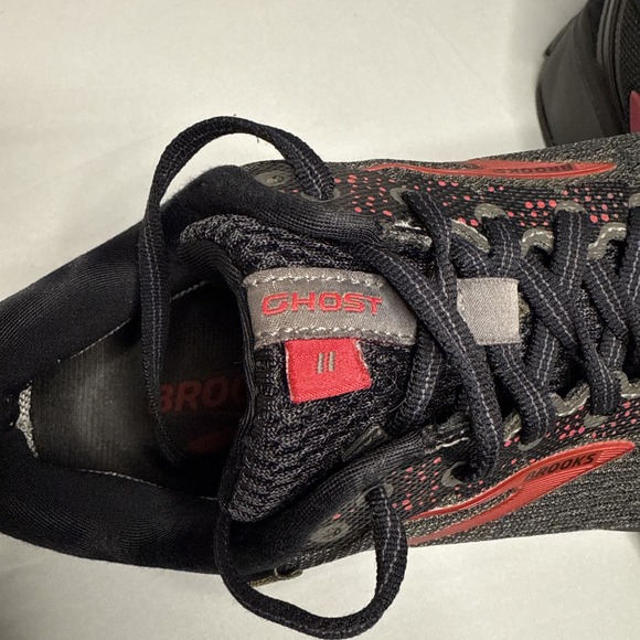 Brooks Ghost 11 GTX Womens Size 9.5 Running Shoes Black Red Athletic Sneakers - Picture 6 of 7